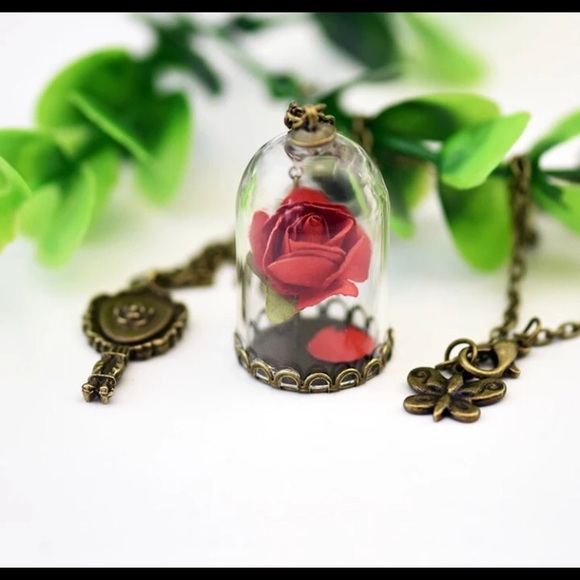 New🌹 Beauty and the Beast Enchanted Rose necklace - Picture 3 of 4